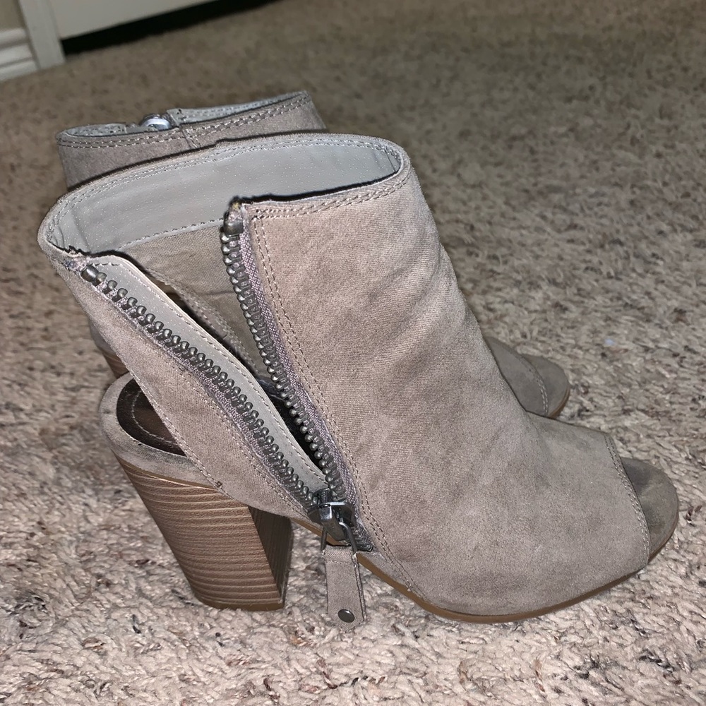 Madden girl heel